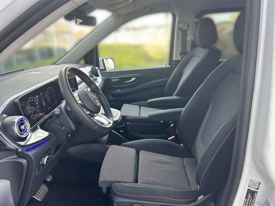Mercedes-Benz V 220 - Imagem 5
