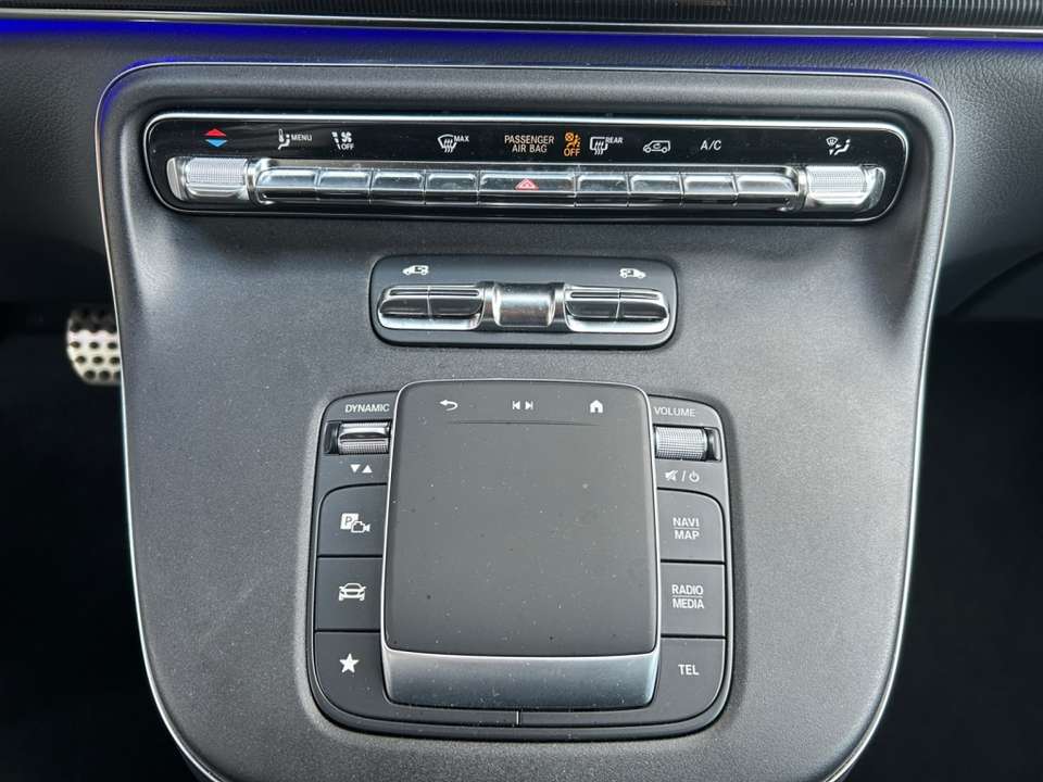 Mercedes-Benz V 220 - Imagem 6