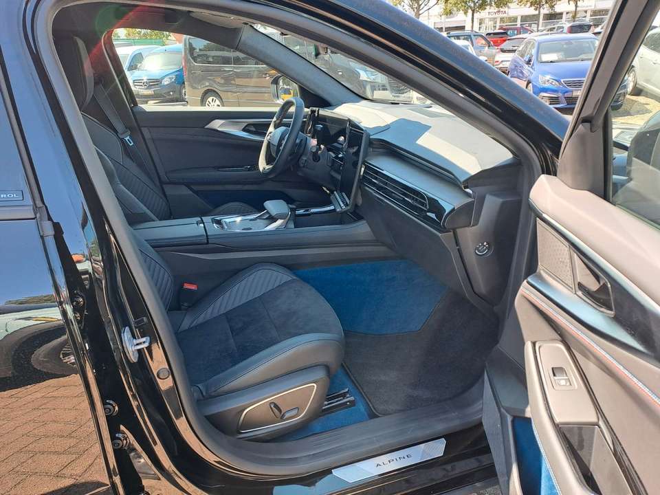 Renault Rafale - Imagem 11