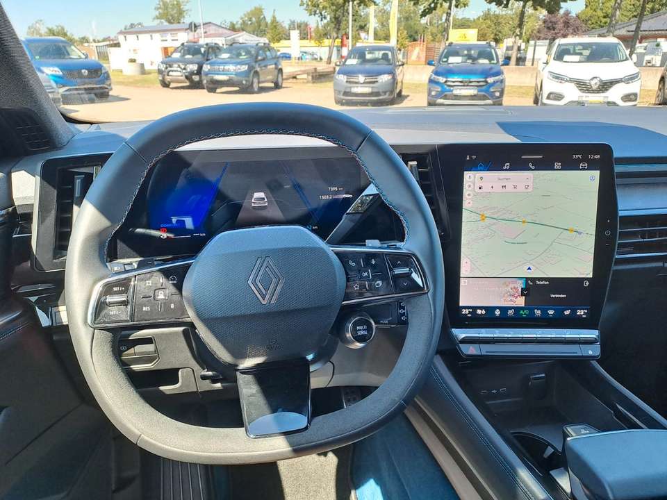 Renault Rafale - Imagem 15