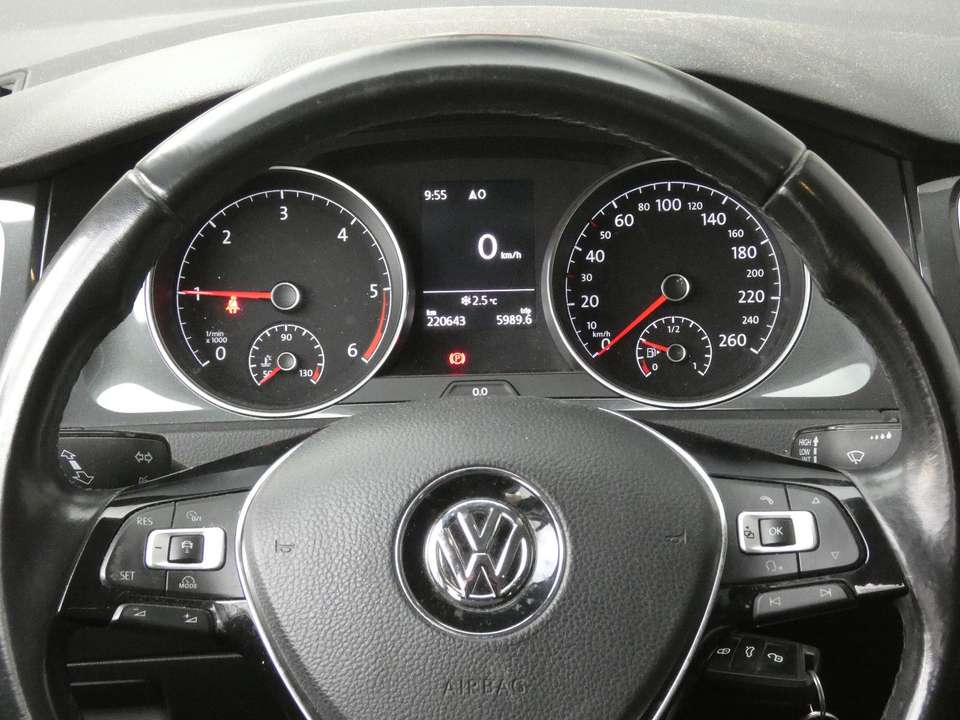 Volkswagen Golf - Imagem 12
