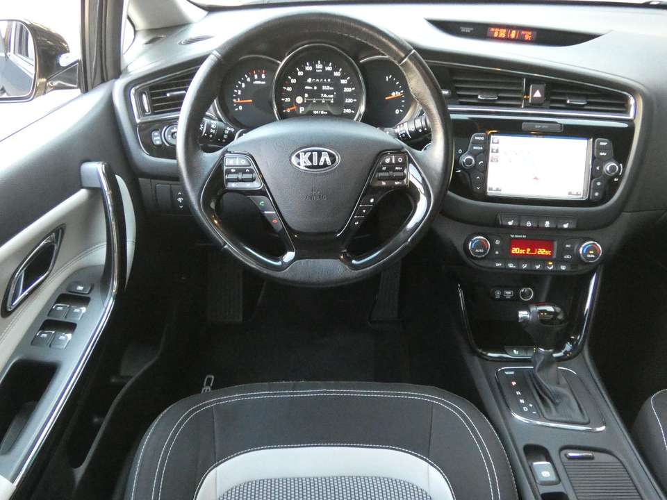 Kia Ceed SW / cee'd SW - Imagem 14