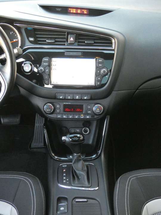 Kia Ceed SW / cee'd SW - Imagem 16