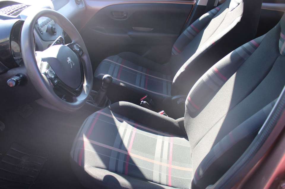 Peugeot 108 - Imagem 12