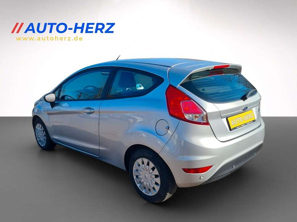 Ford Fiesta - Imagem 8