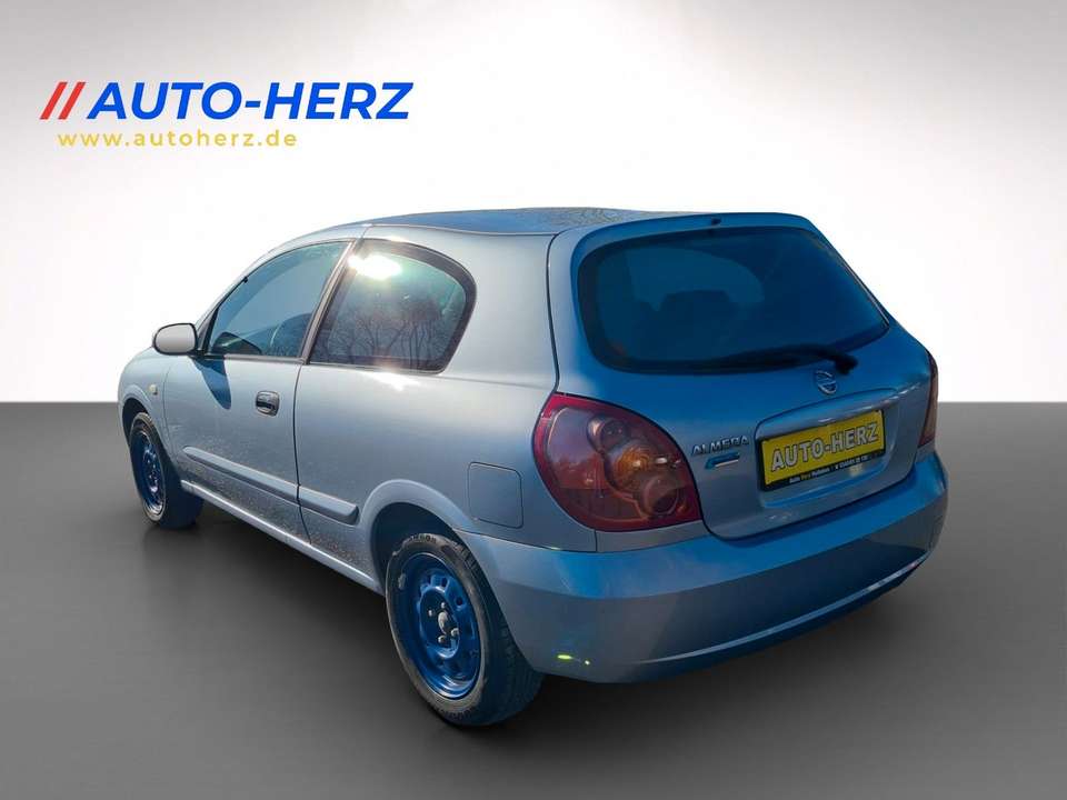 Nissan Almera - Imagem 8