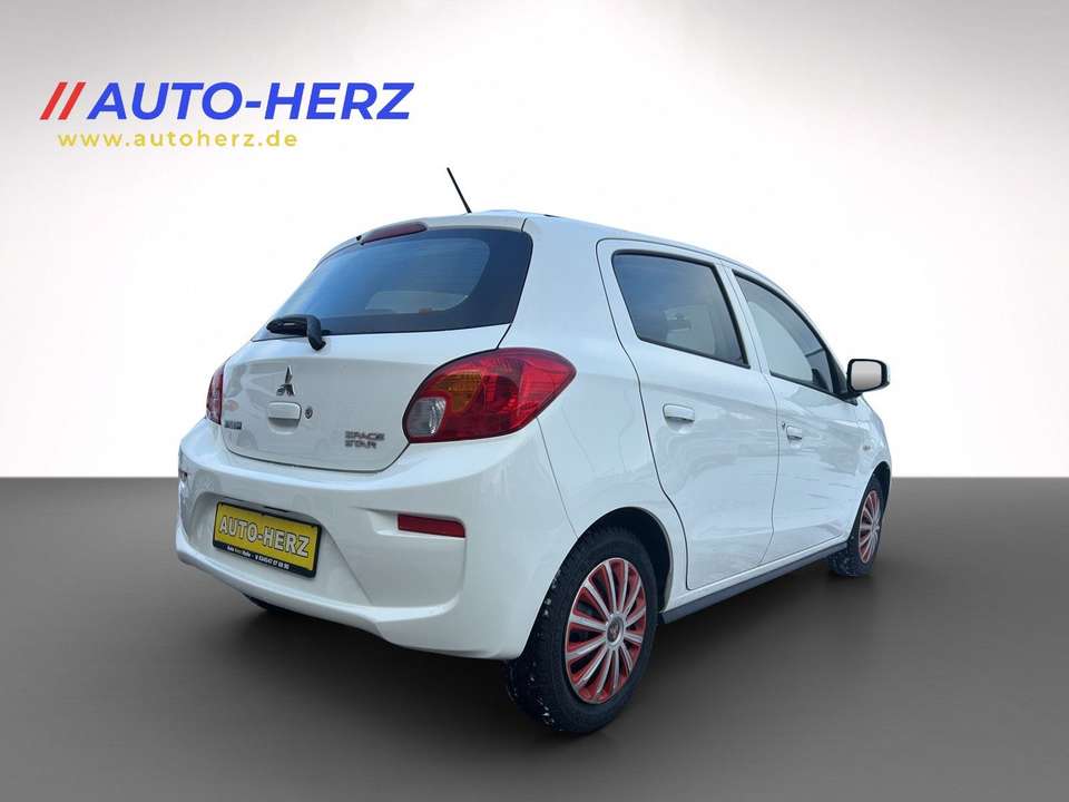 Mitsubishi Space Star - Imagem 12