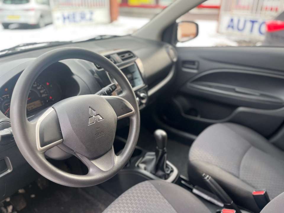 Mitsubishi Space Star - Imagem 14