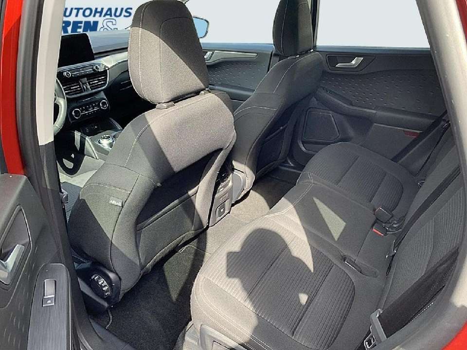 Ford Kuga - Imagem 10