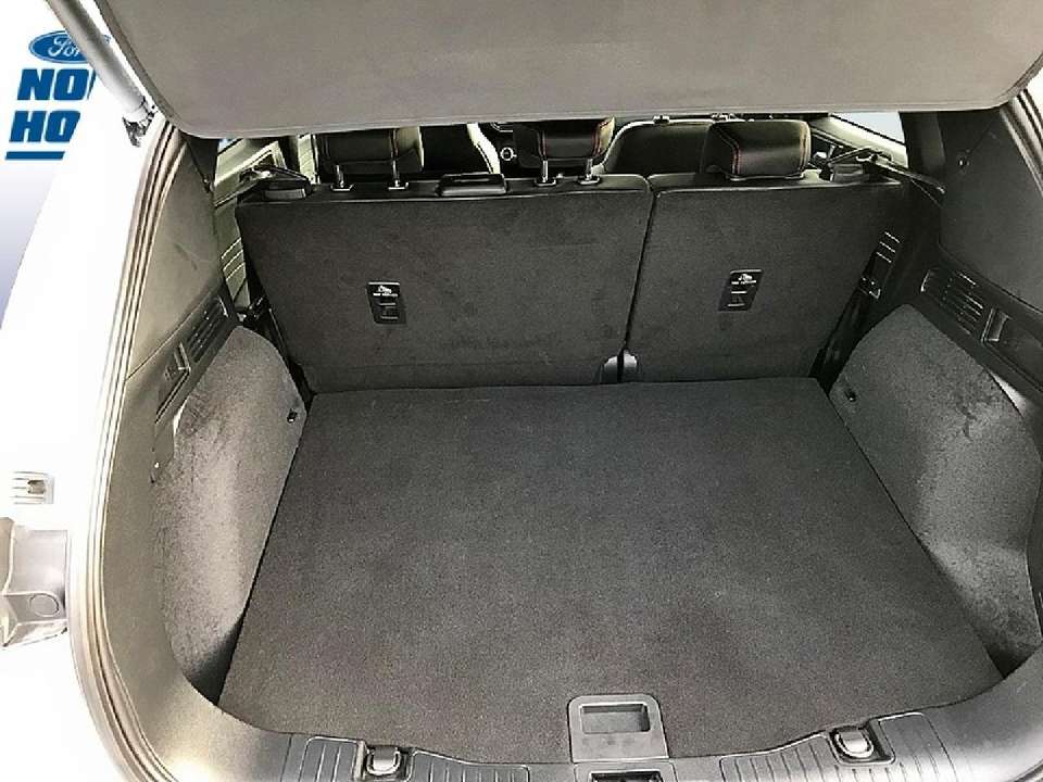 Ford Kuga - Imagem 9