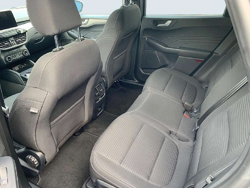 Ford Kuga - Imagem 9