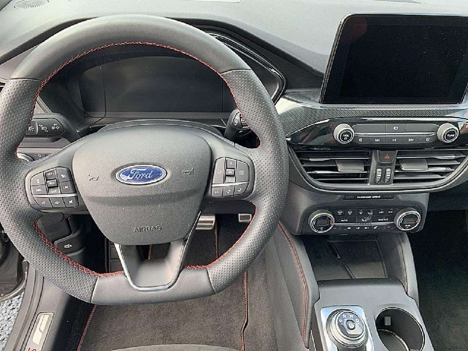 Ford Kuga - Imagem 12