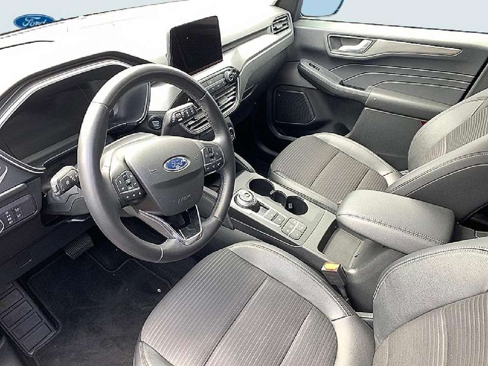 Ford Kuga - Imagem 10