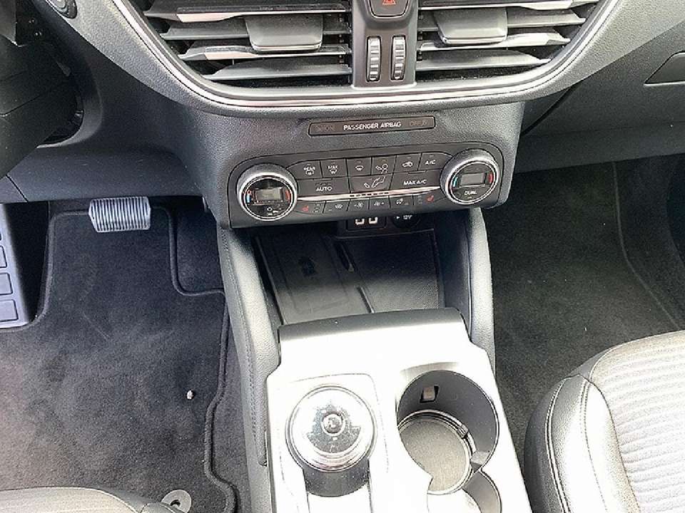 Ford Kuga - Imagem 12