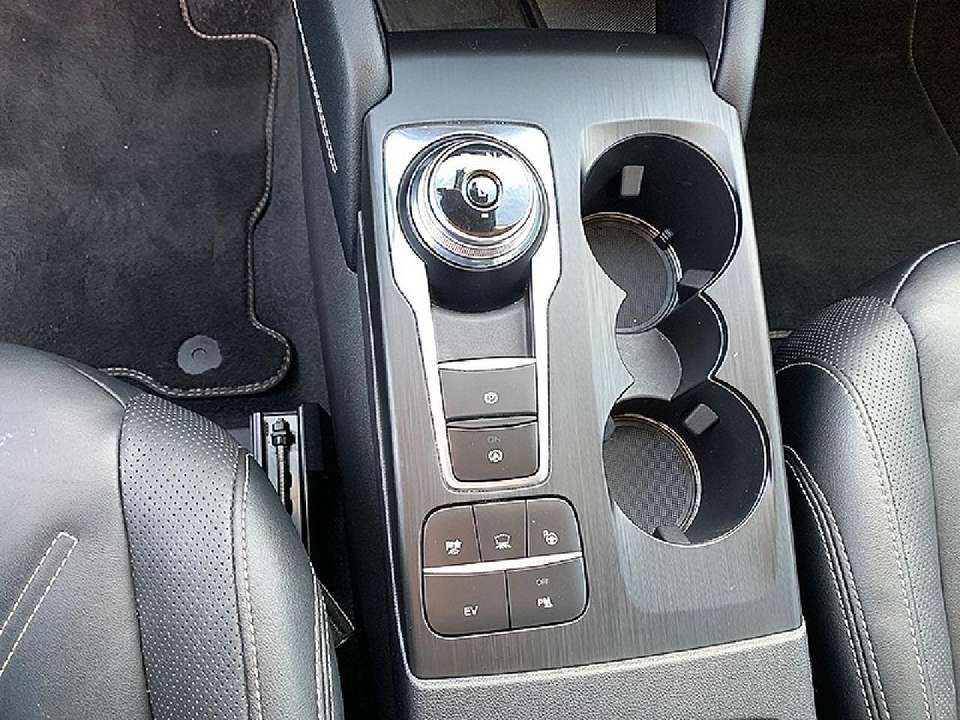 Ford Kuga - Imagem 12