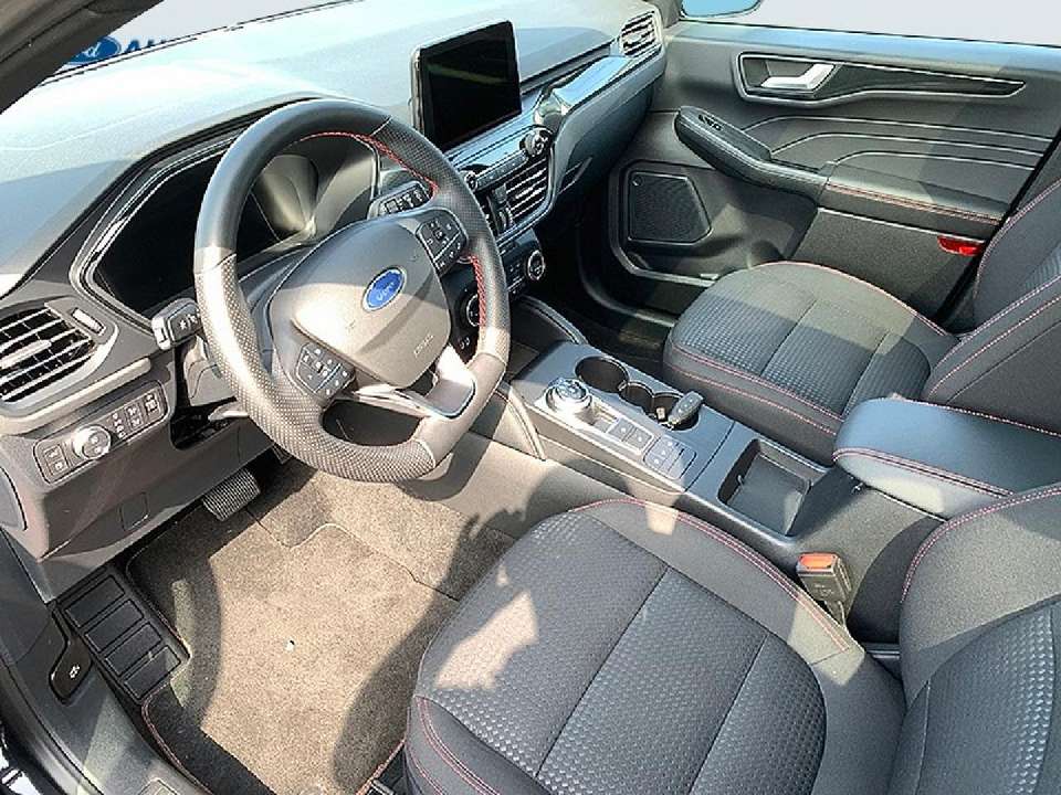 Ford Kuga - Imagem 10