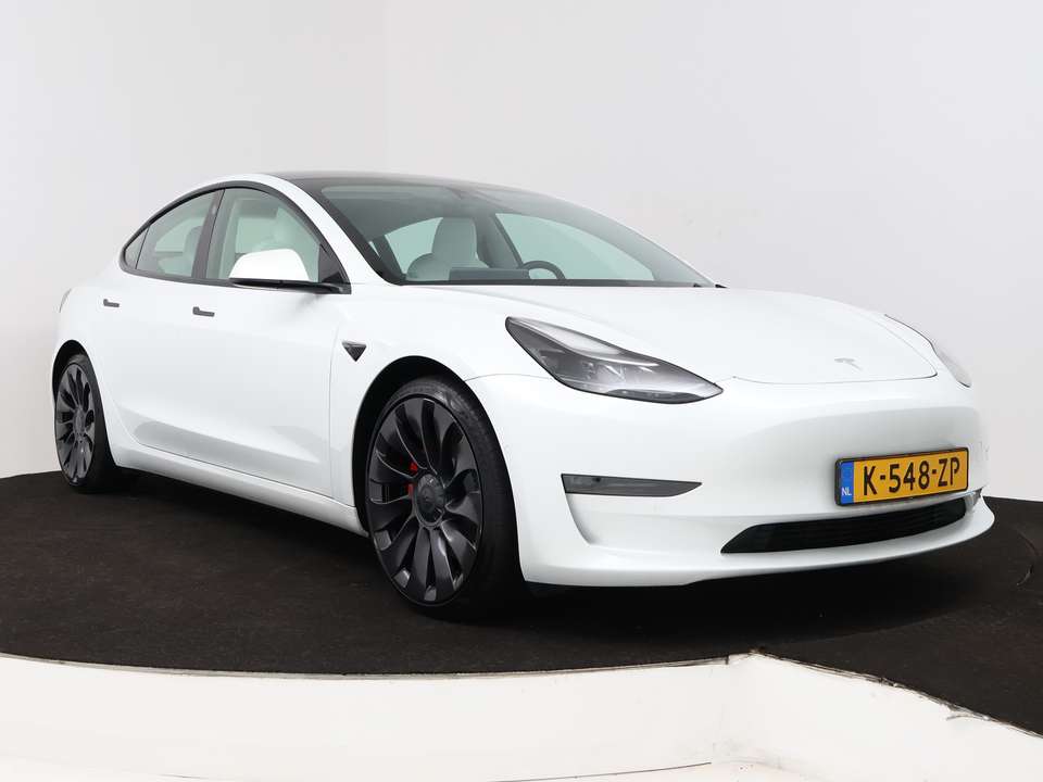 Tesla Model 3 - Imagem 6