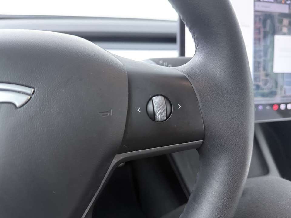 Tesla Model 3 - Imagem 10