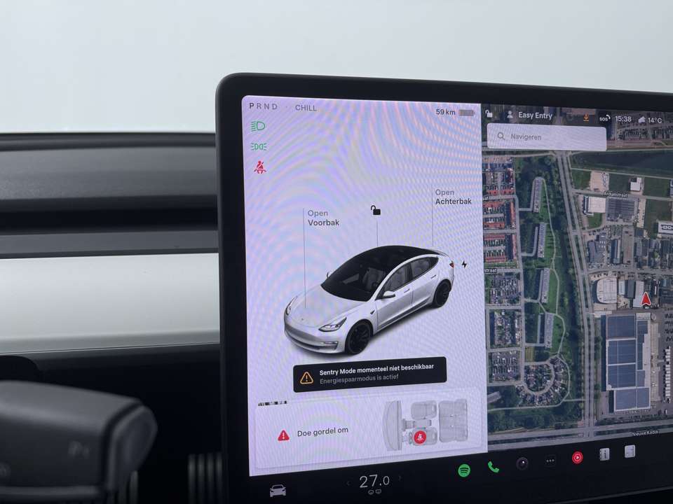 Tesla Model 3 - Imagem 12