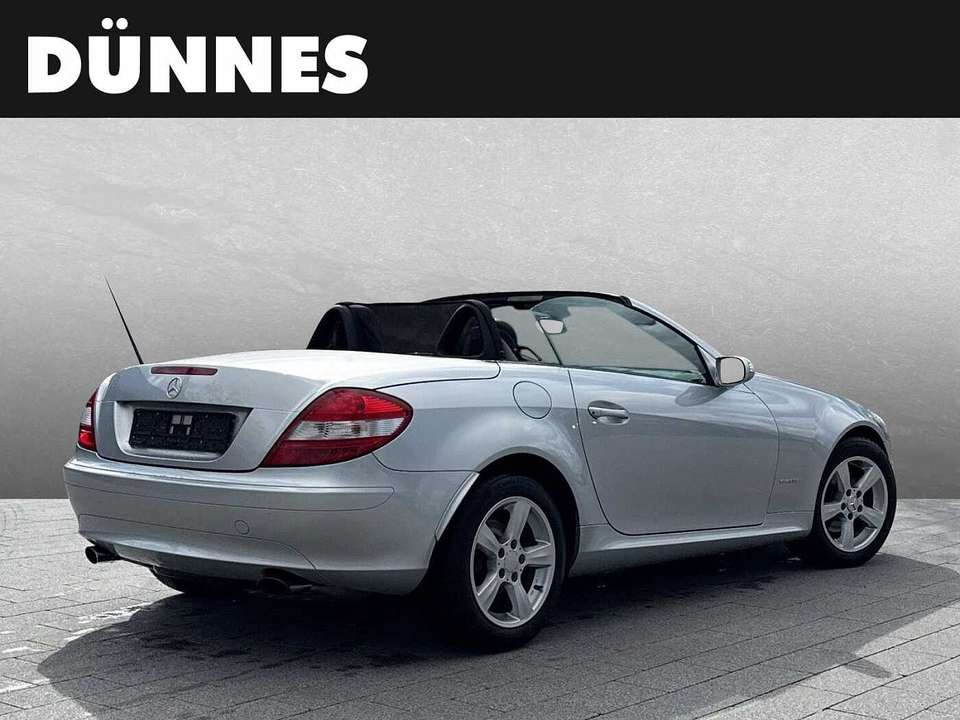 Mercedes-Benz SLK 200 - Imagem 2