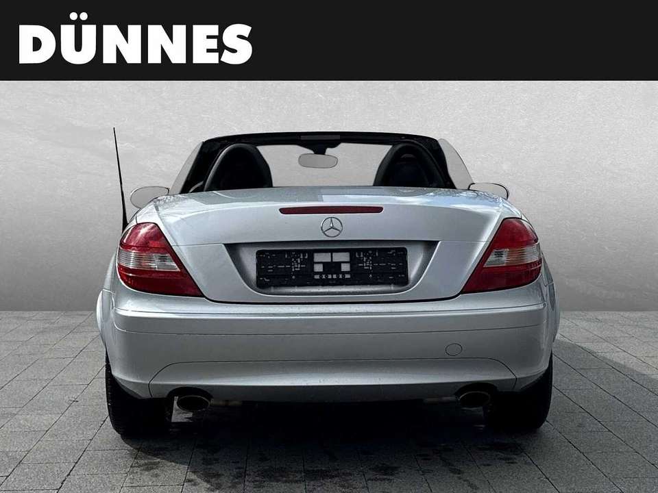 Mercedes-Benz SLK 200 - Imagem 7
