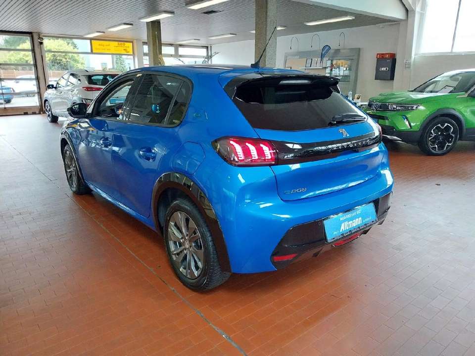 Peugeot e-208 - Imagem 3