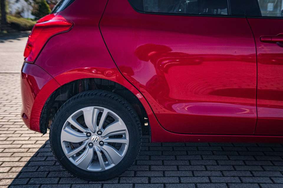 Suzuki Swift - Imagem 7