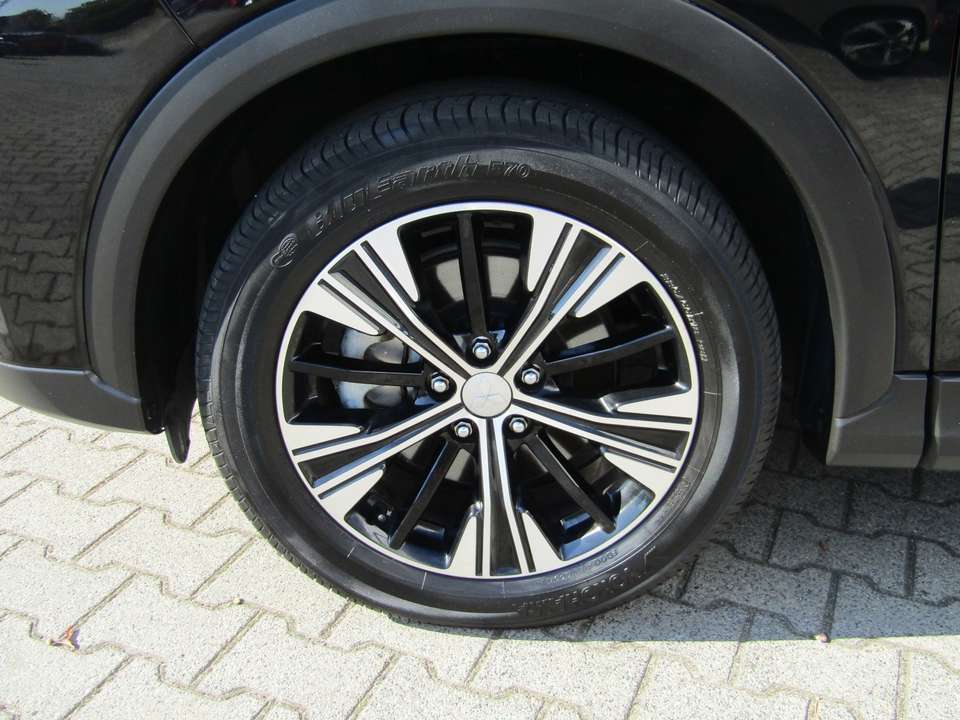 Mitsubishi Eclipse Cross - Imagem 7