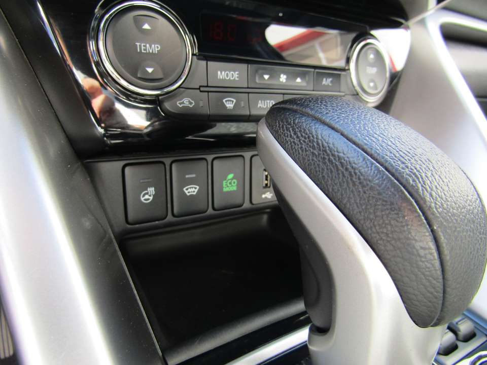 Mitsubishi Eclipse Cross - Imagem 12