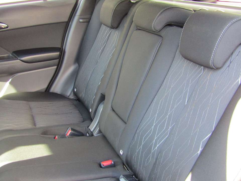 Mitsubishi Eclipse Cross - Imagem 14