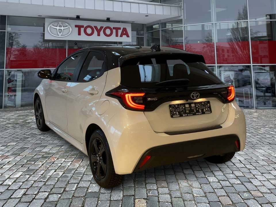 Toyota Yaris - Imagem 3