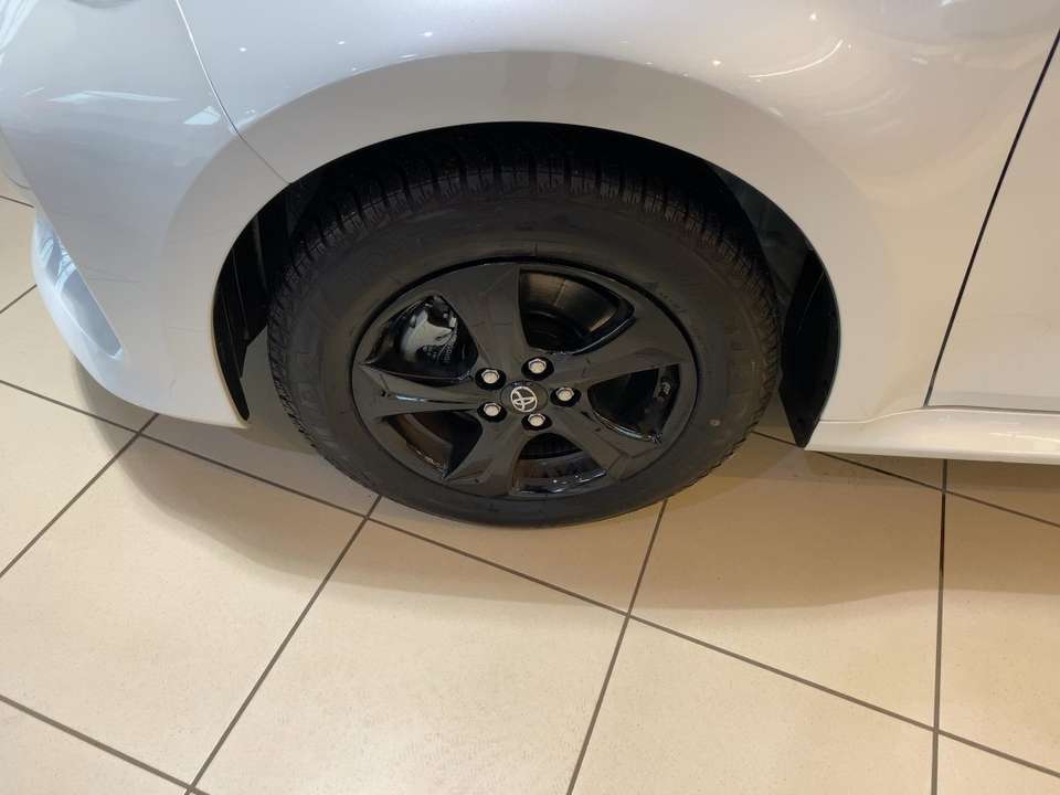 Toyota Yaris - Imagem 6