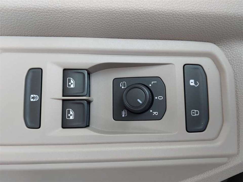 Volkswagen T7 Multivan - Imagem 13