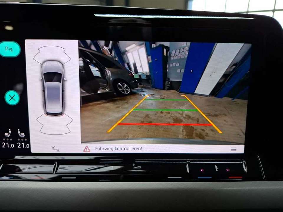 Volkswagen Golf - Imagem 12