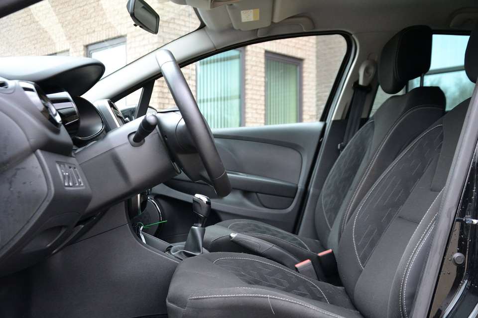 Renault Clio - Imagem 8