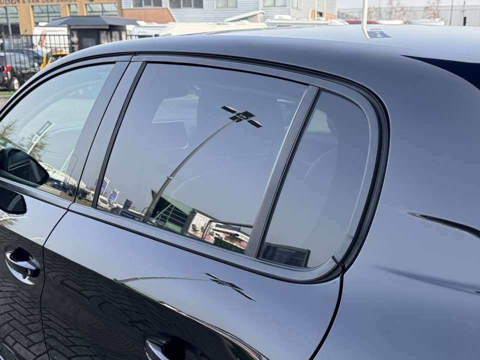 Peugeot 208 - Imagem 8