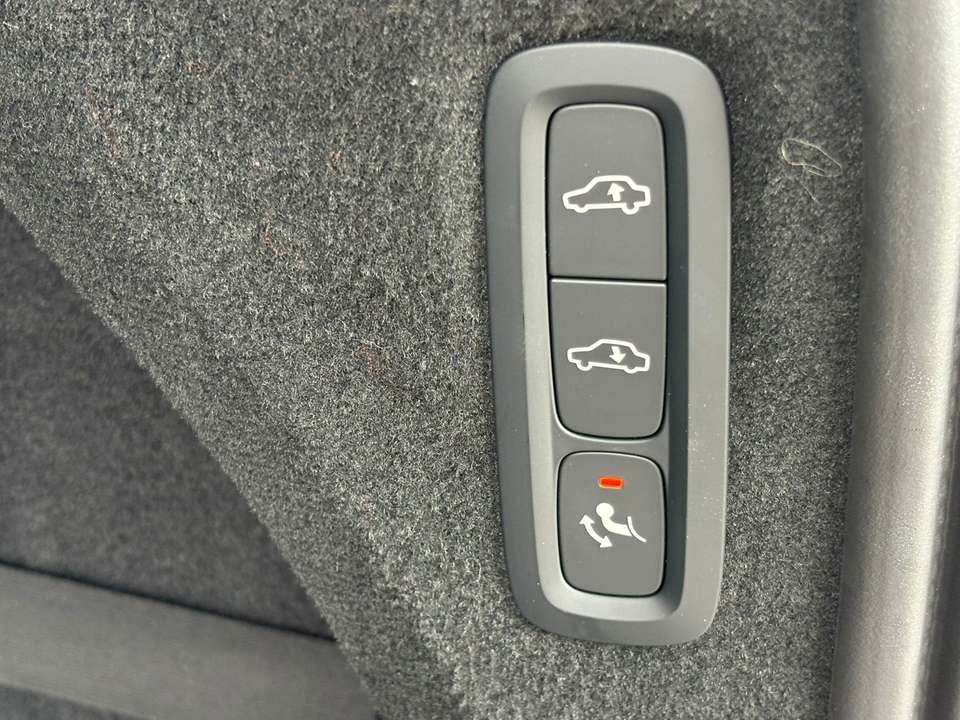 Volvo XC90 - Imagem 8