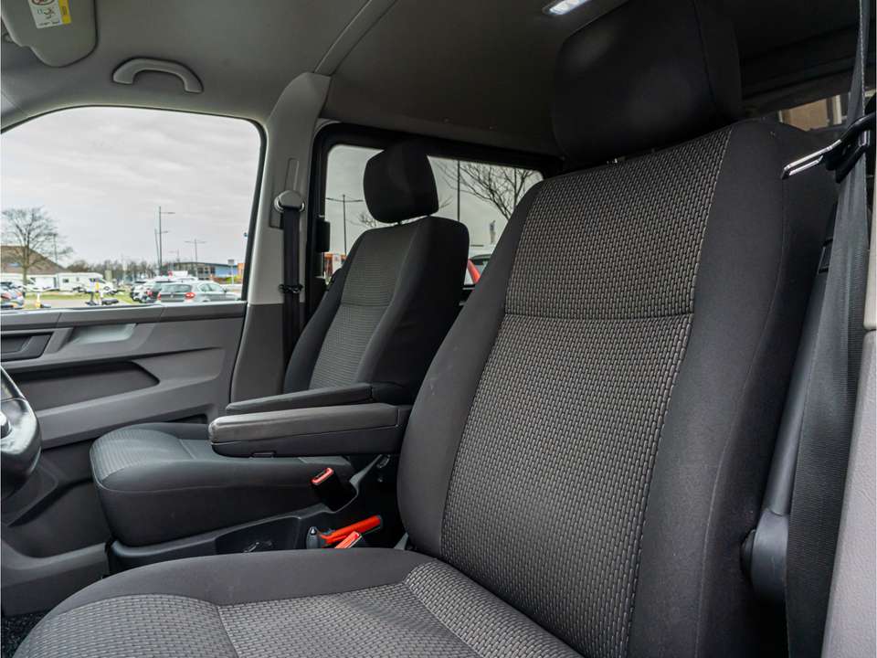 Volkswagen T6.1 Transporter - Imagem 4