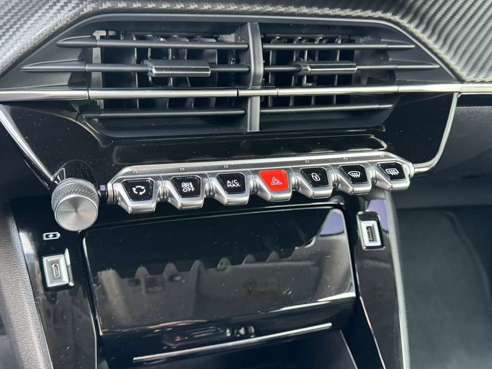 Peugeot 208 - Imagem 16