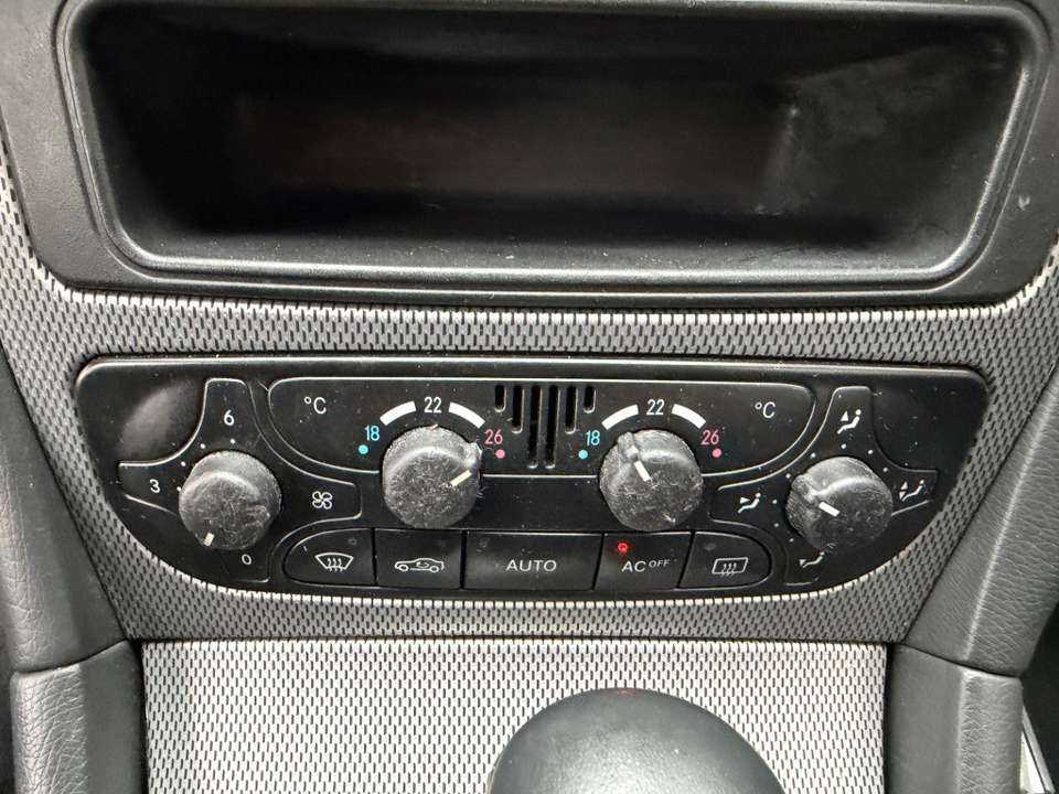 Mercedes-Benz C 180 - Imagem 5