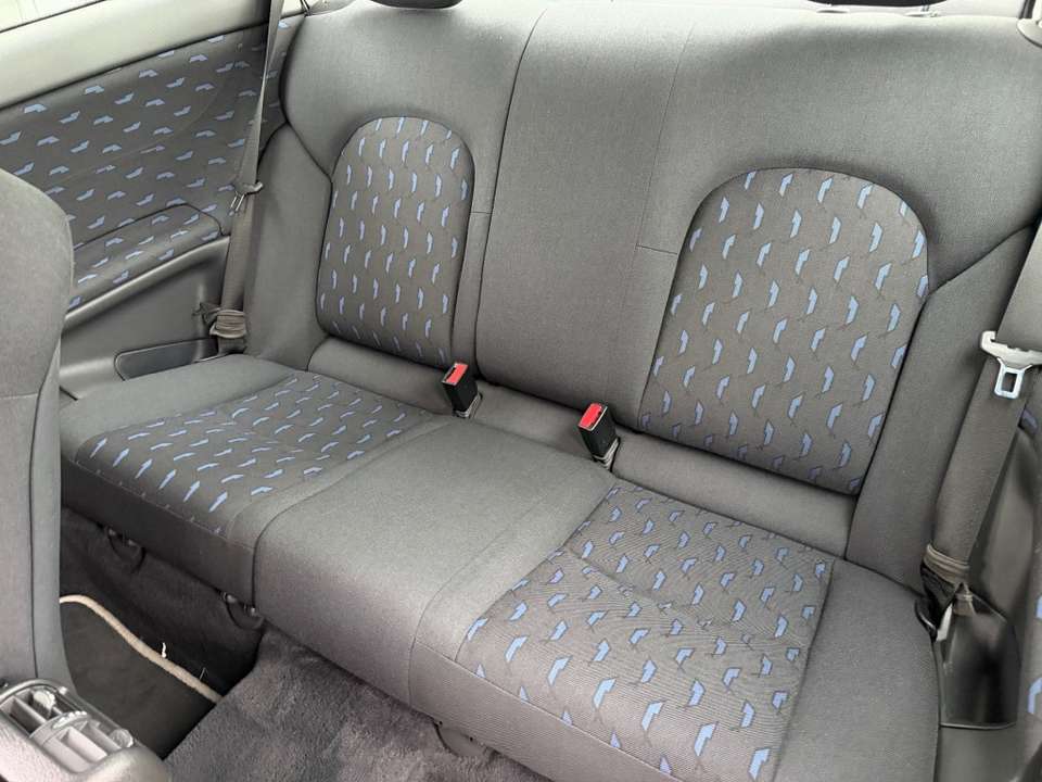 Mercedes-Benz C 180 - Imagem 9