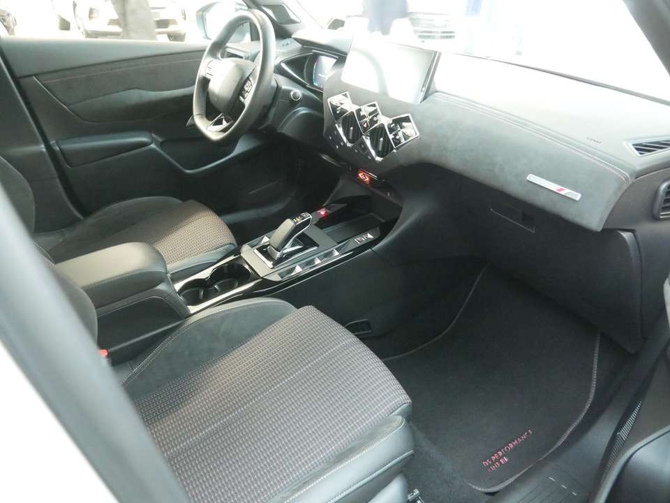 DS Automobiles DS 3 Crossback - Imagem 2