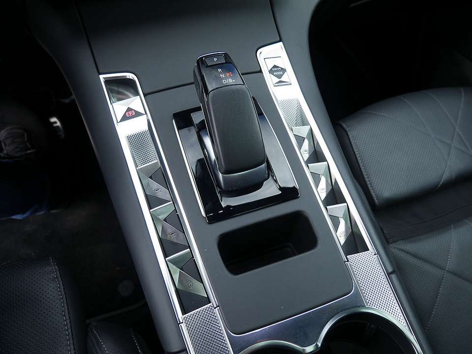 DS Automobiles DS 7 Crossback - Imagem 15