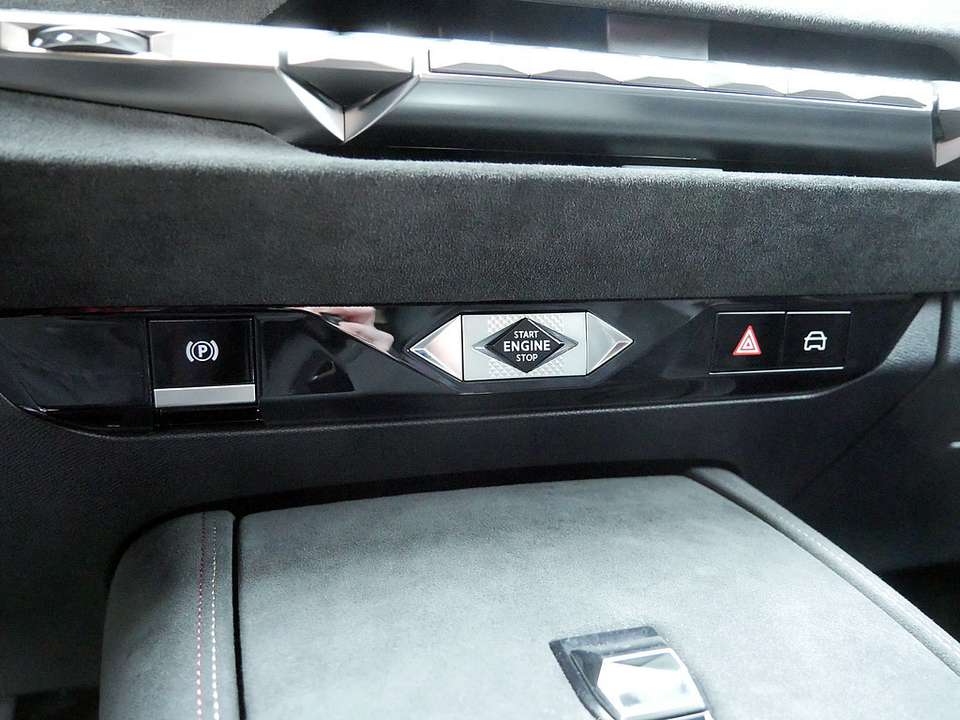 DS Automobiles DS 4 - Imagem 15