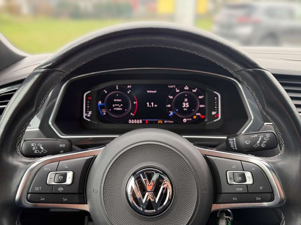 Volkswagen Tiguan Allspace - Imagem 9