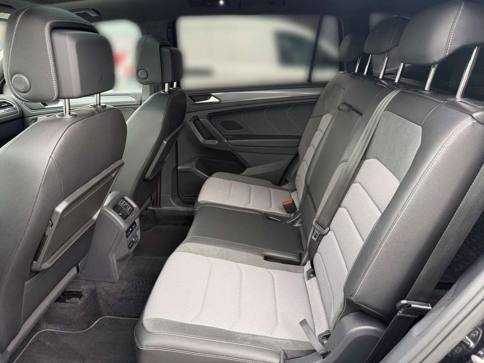 Volkswagen Tiguan Allspace - Imagem 12