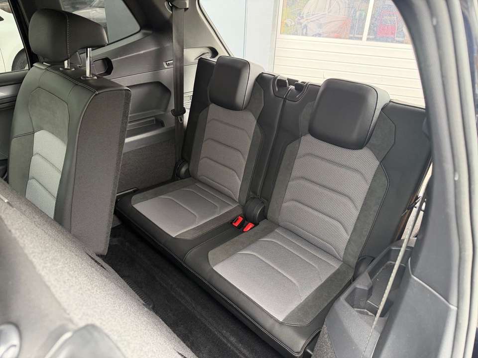 Volkswagen Tiguan Allspace - Imagem 14