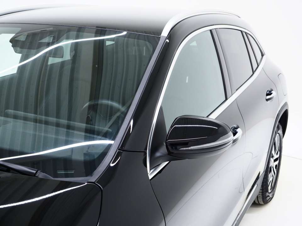 Mercedes-Benz GLA 250 - Imagem 13