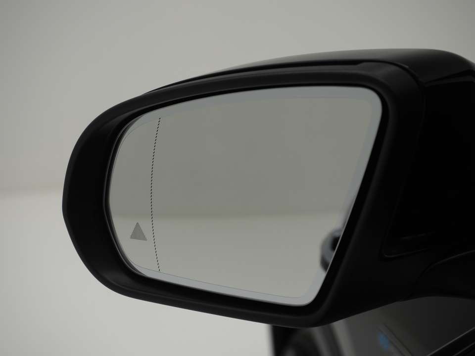 Mercedes-Benz GLA 250 - Imagem 16