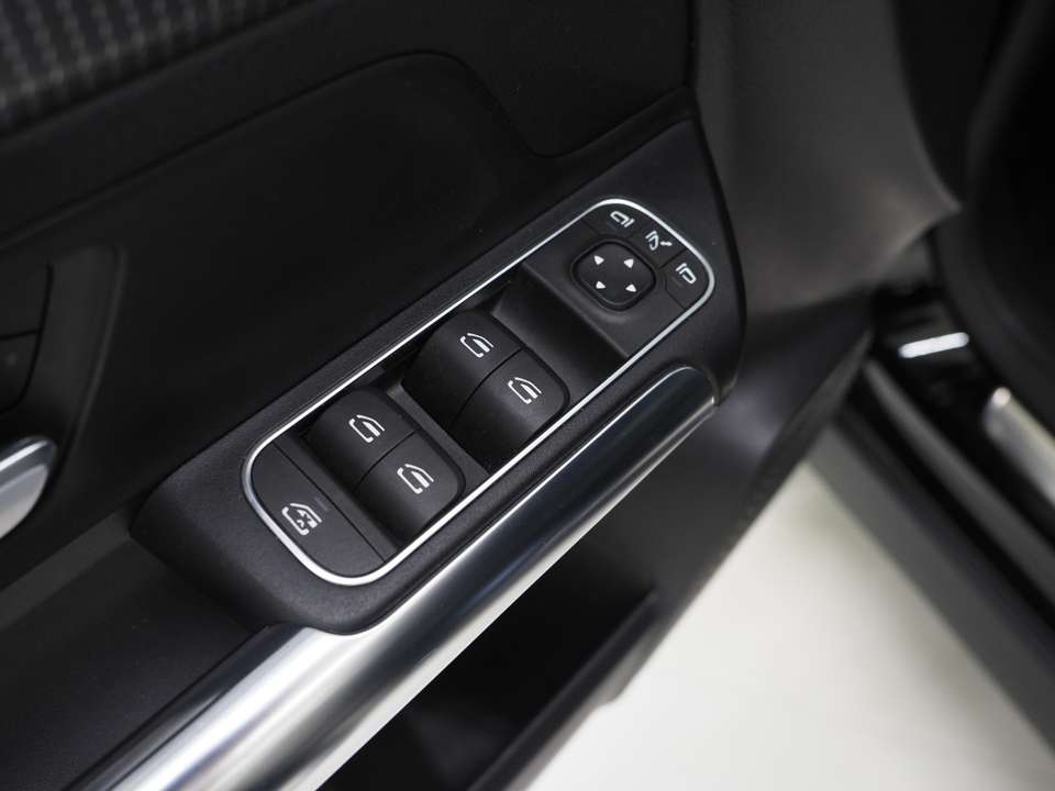 Mercedes-Benz GLA 250 - Imagem 20